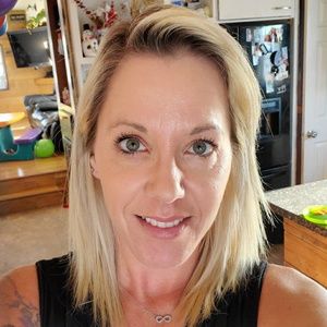 Meet your Posher, Cari